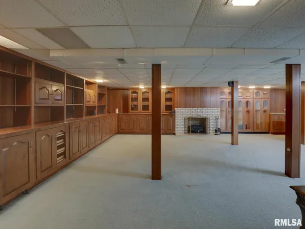 $254,900 | 320 South Fayette Street, Carthage, IL 62321