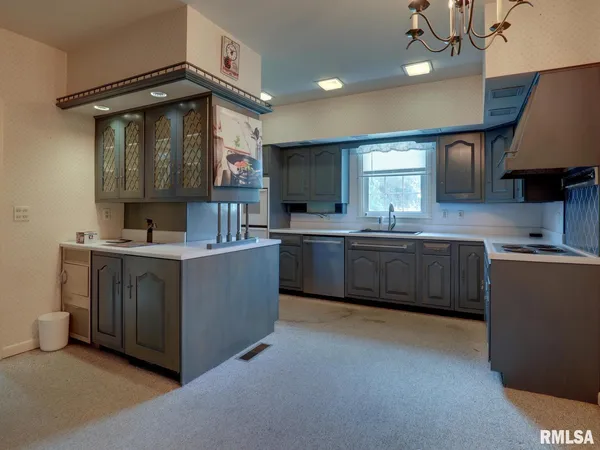 $254,900 | 320 South Fayette Street, Carthage, IL 62321