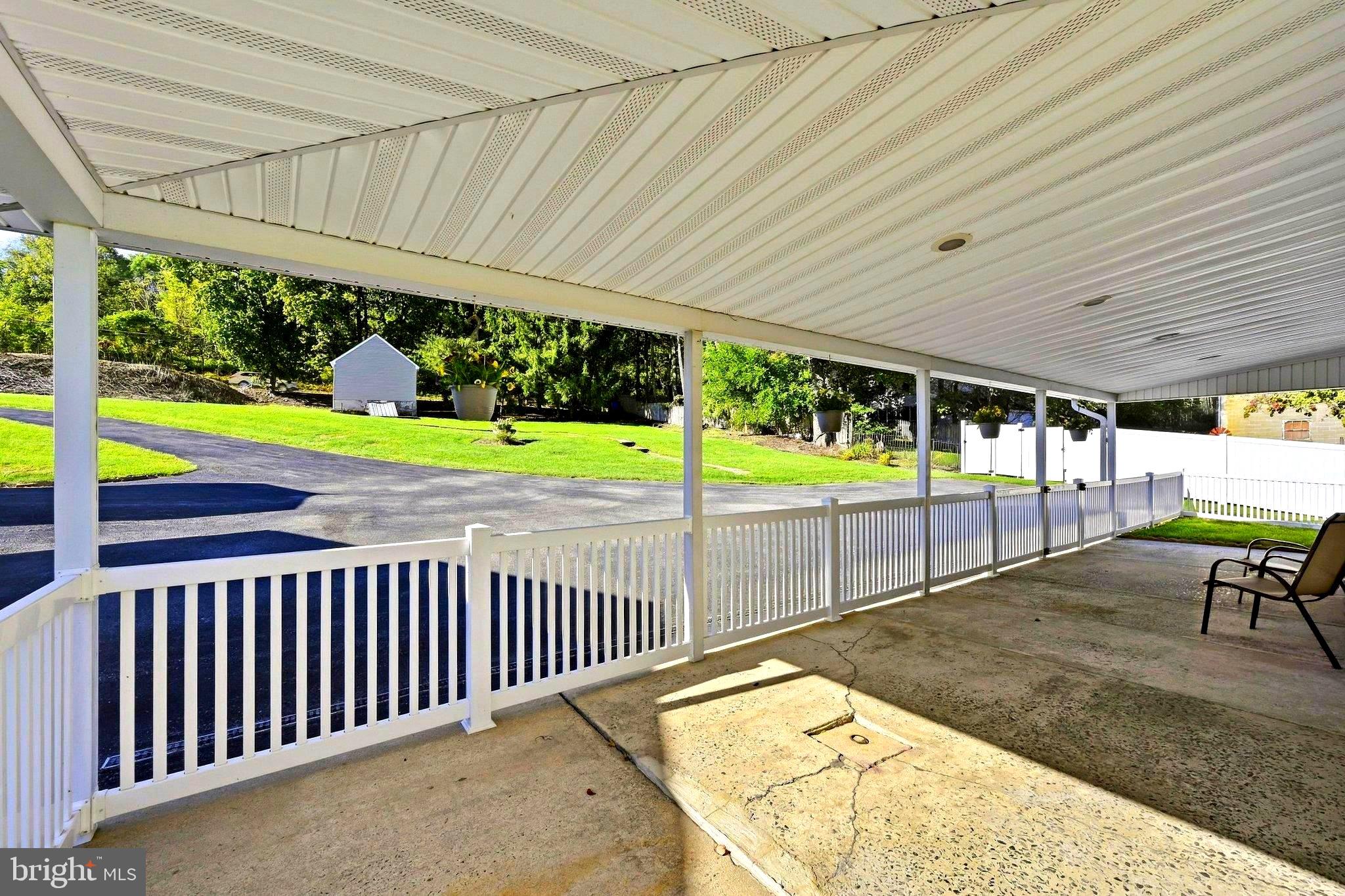 1010 Cross Keys Road Leesport, PA 19533 - Photo 10 of 34 Front Patio