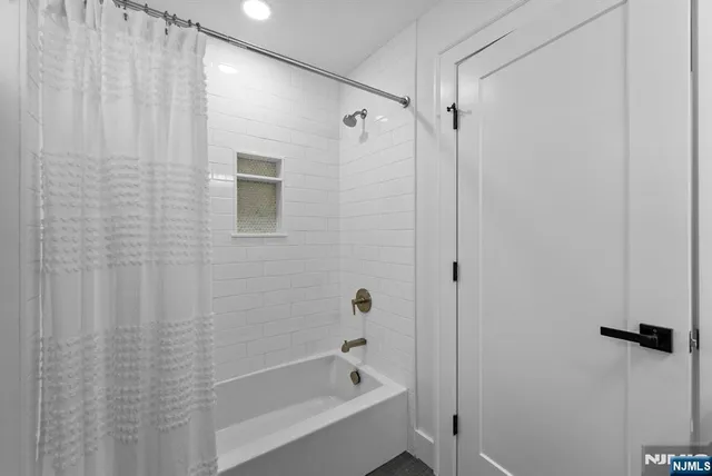 $925,000 | 14 Mechanic Street, Ramsey, NJ 07446