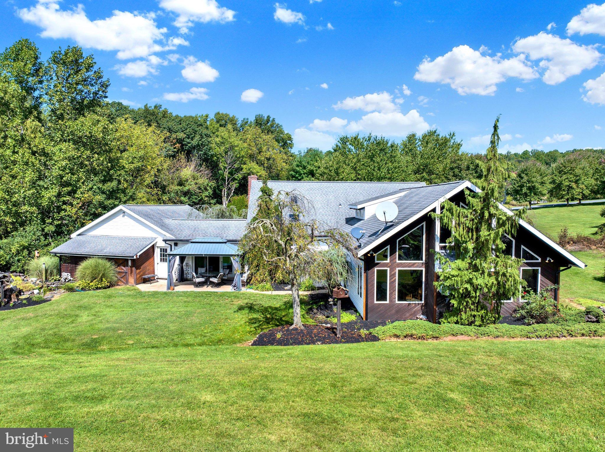 18 Arbor Road Mohnton, PA 19540 - Photo 3 of 36 DJI_20260918130739_0036_D