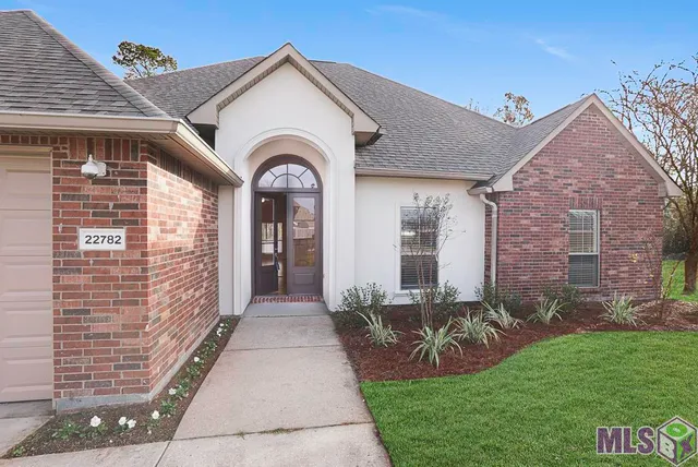 $335,000 | 22782 Greencliff Drive, Denham Springs, LA 70726