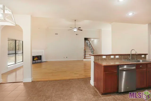 $335,000 | 22782 Greencliff Drive, Denham Springs, LA 70726