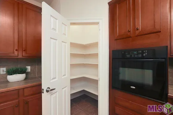 $325,000 | 22782 Greencliff Drive, Denham Springs, LA 70726