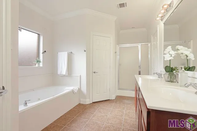 $335,000 | 22782 Greencliff Drive, Denham Springs, LA 70726