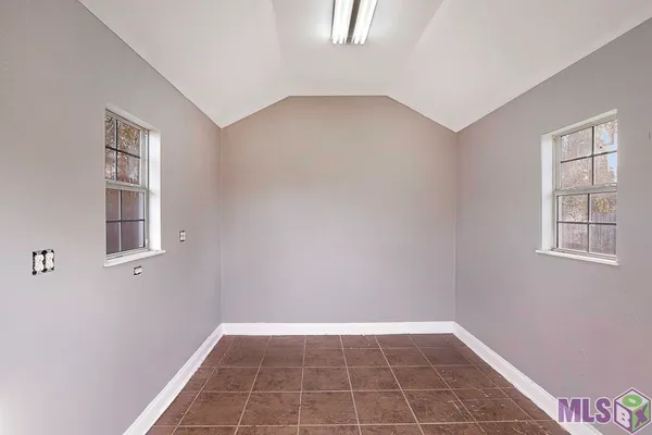 $325,000 | 22782 Greencliff Drive, Denham Springs, LA 70726
