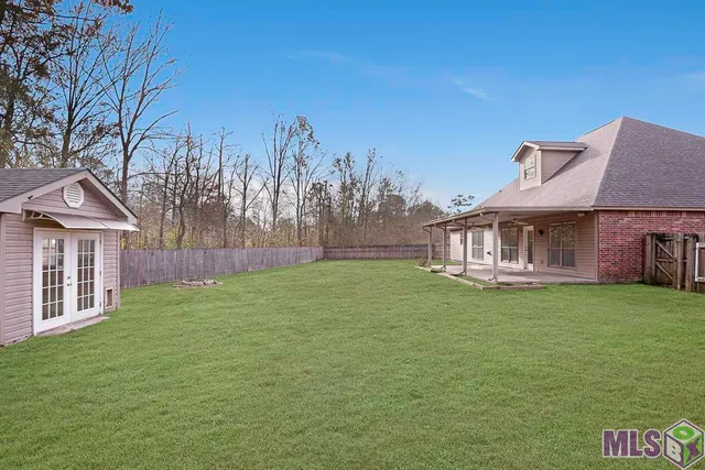$335,000 | 22782 Greencliff Drive, Denham Springs, LA 70726