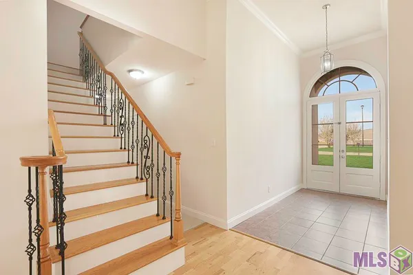 $325,000 | 22782 Greencliff Drive, Denham Springs, LA 70726