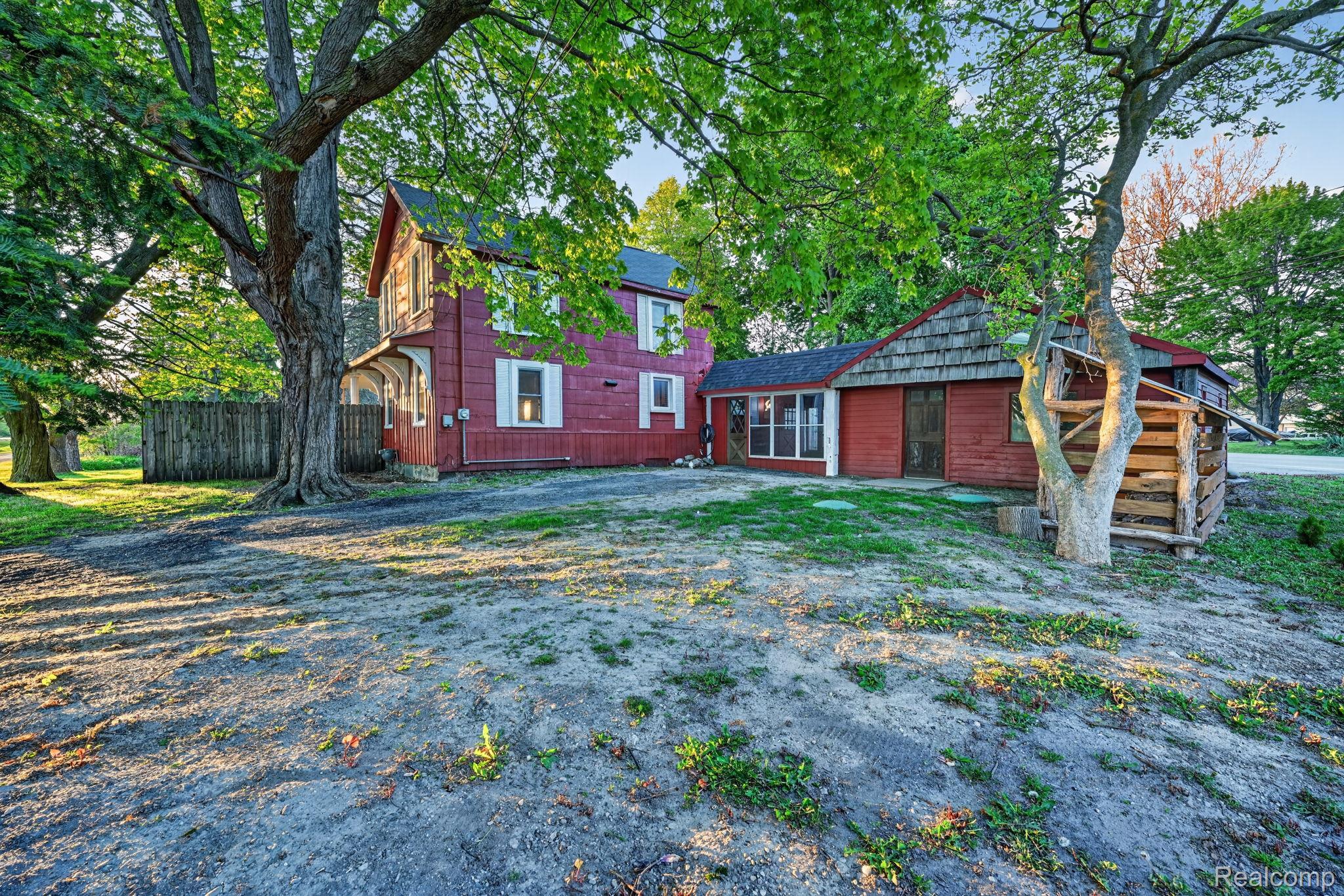 864 Hogsback Road Mason, MI 48854 - Photo 6 of 60 6-web-or-mls-DSC_9283.jpg