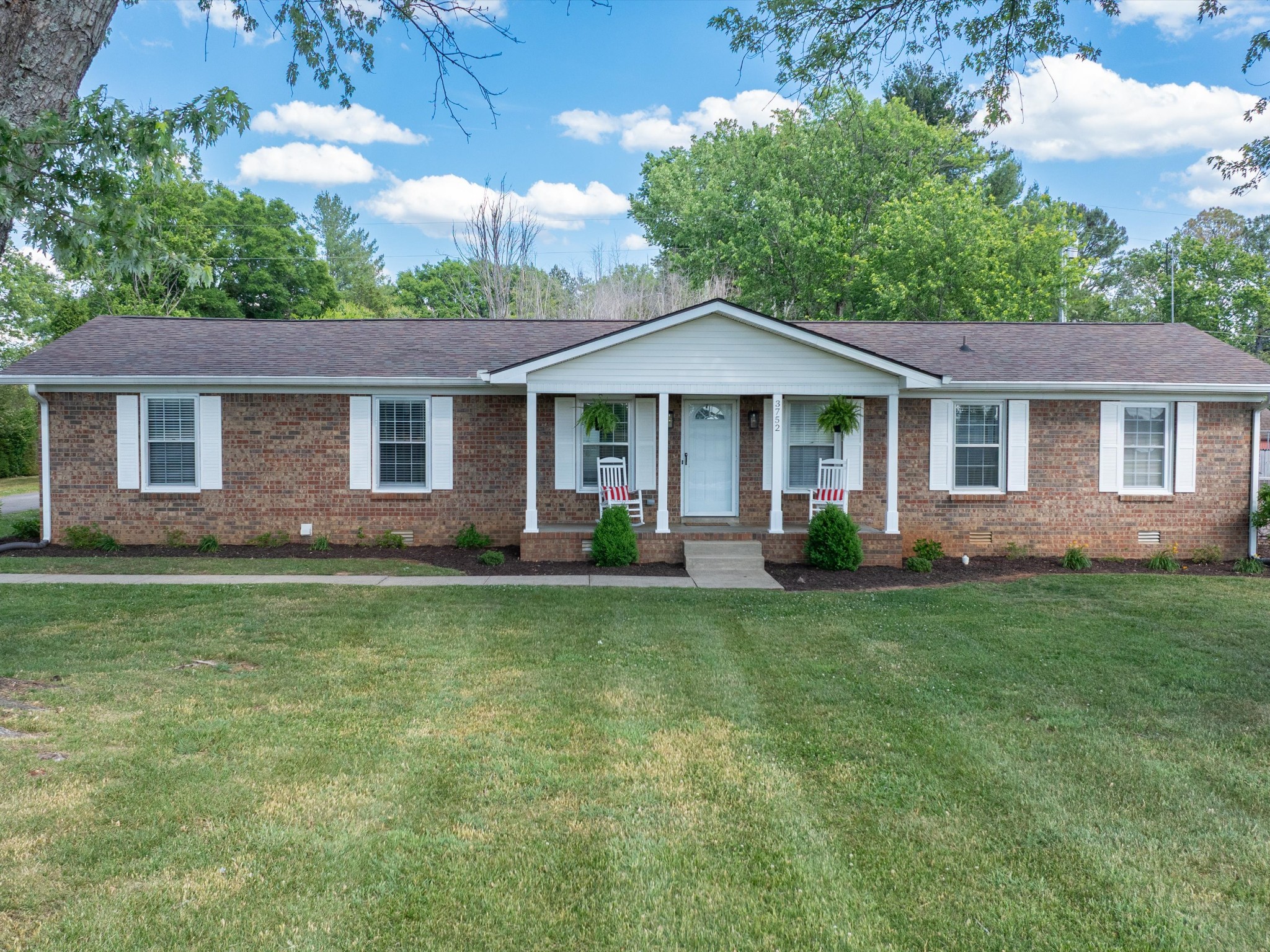 3752 Sulphur Springs Road Murfreesboro, TN 37129 - Photo 2 of 46