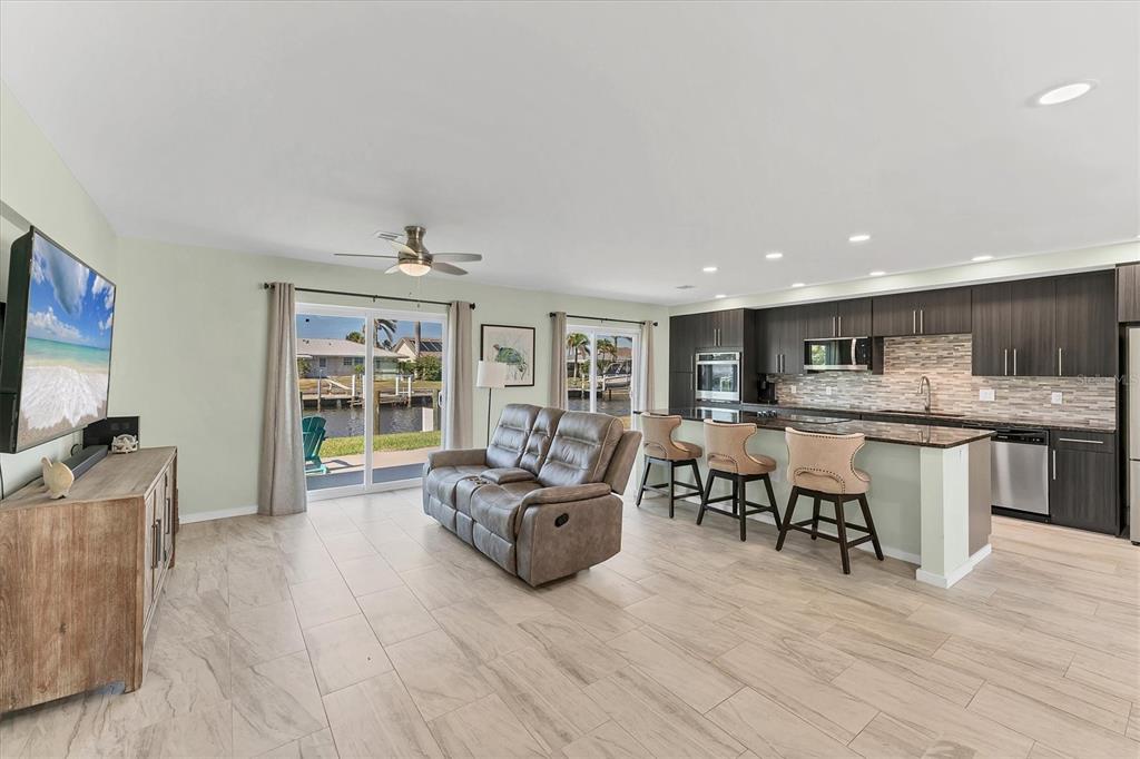 2280 Bayview Road Punta Gorda, FL 33950 - Photo 8 of 36