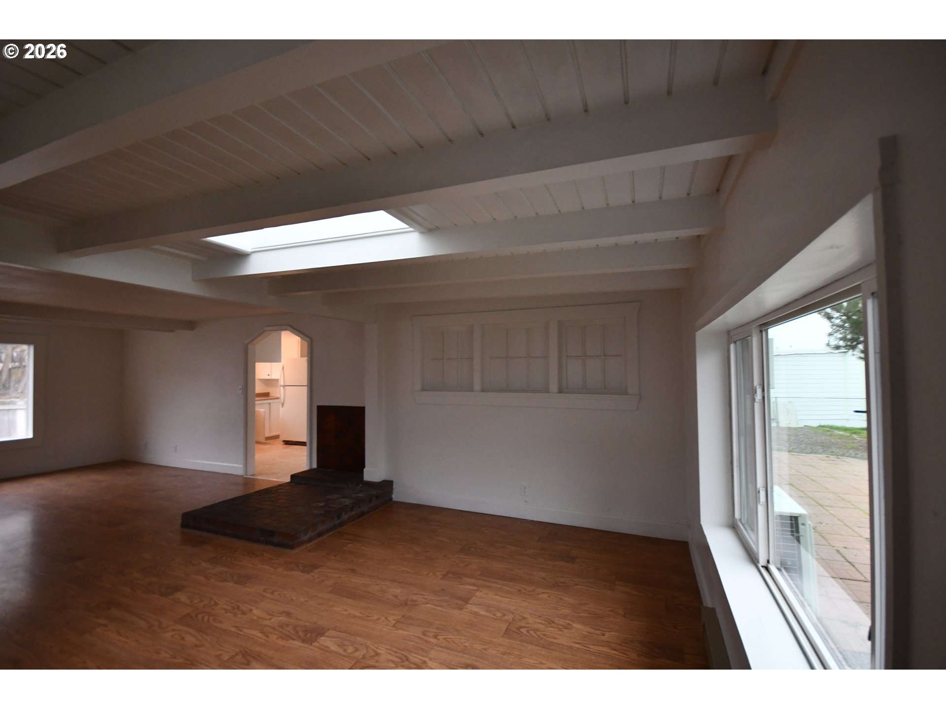 918 Snipes Street The Dalles, OR 97058 - Photo 16 of 47 a view of an empty room and window