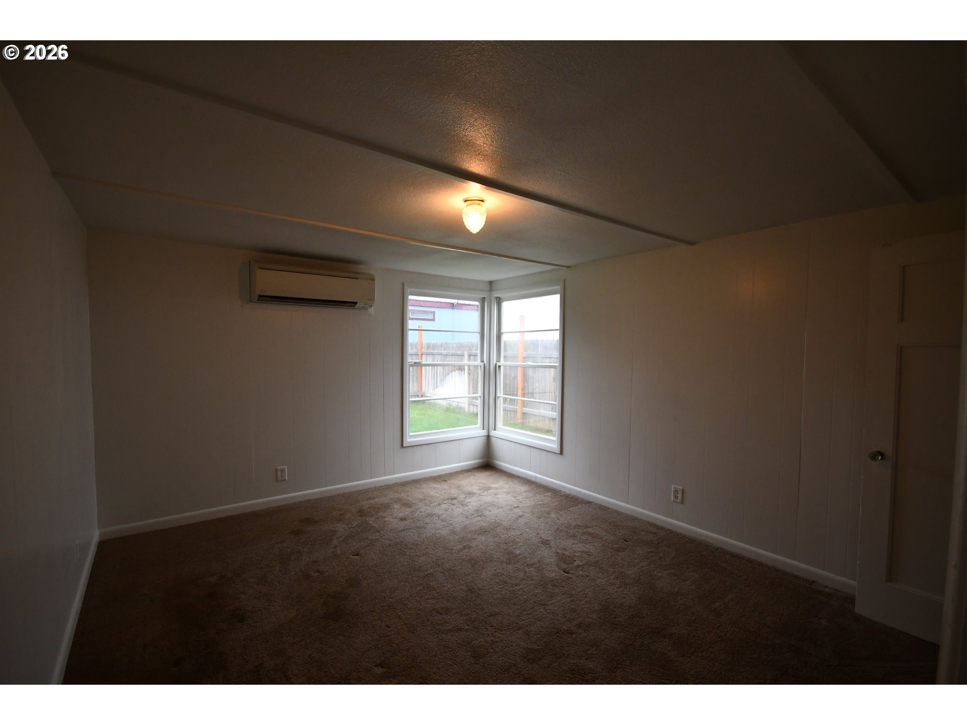 918 Snipes Street The Dalles, OR 97058 - Photo 23 of 47 a view of empty room with window