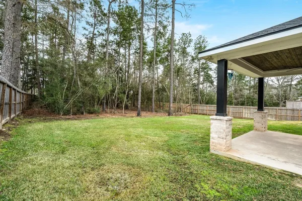 $4,500 | 245 East Blue Heron Drive, Montgomery, TX 77316
