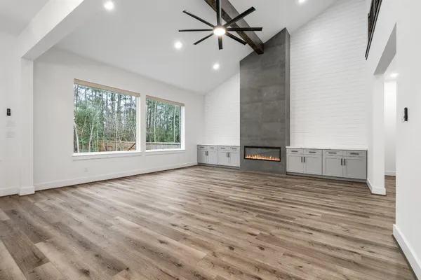 $4,500 | 245 East Blue Heron Drive, Montgomery, TX 77316
