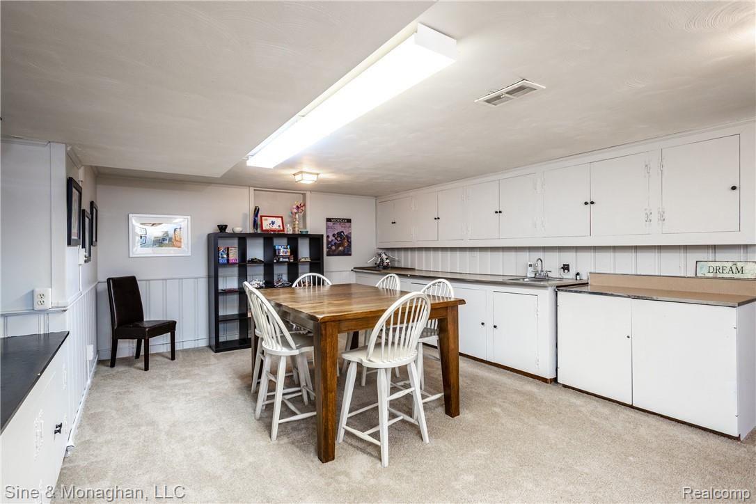 179 Stephens Road Grosse Pointe, MI 48236 - Photo 58 of 81 179 Stephens L025.jpg