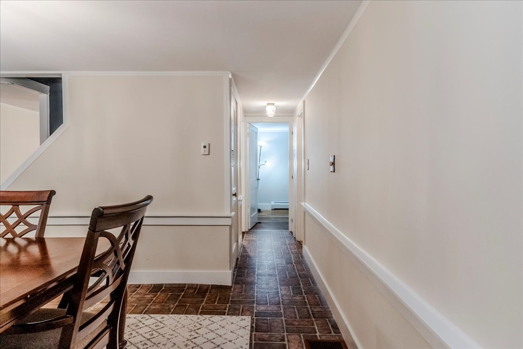 6 Brookhaven Road Worcester, MA 01606 - Photo 15 of 41