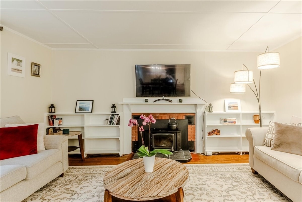 6 Brookhaven Road Worcester, MA 01606 - Photo 6 of 41