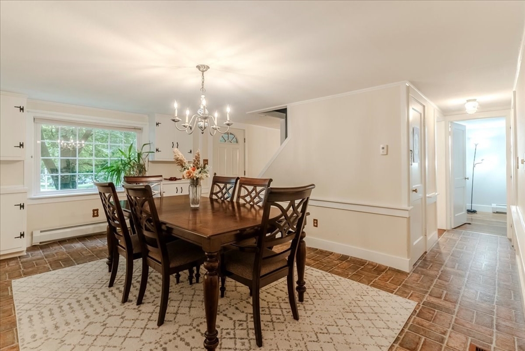 6 Brookhaven Road Worcester, MA 01606 - Photo 8 of 41