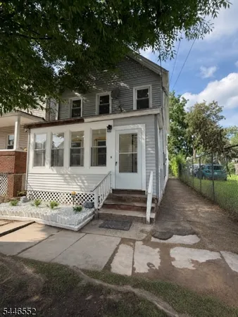 $425,000 | 549 Beach Street, Orange, NJ 07050