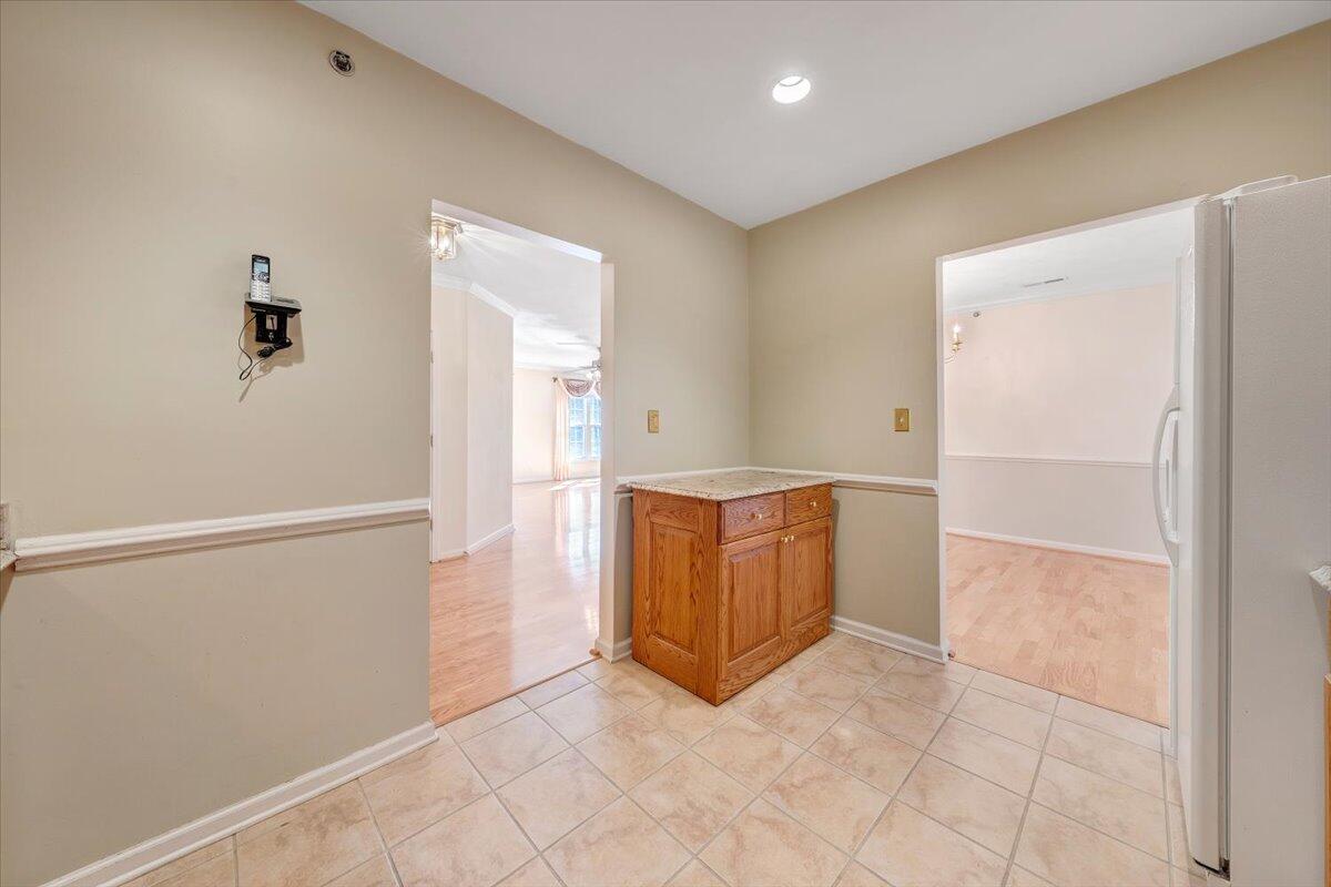 4448 Pheasant Ridge Road, Unit 307 Roanoke, VA 24014 - Photo 11 of 30