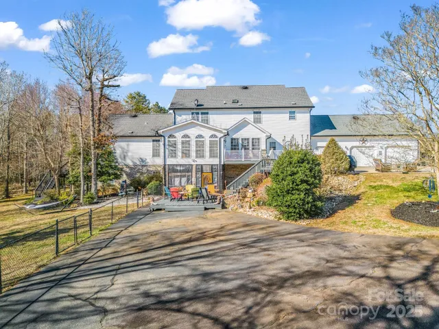 $1,025,000 | 532 Harvey Logan Road, Bostic, NC 28018