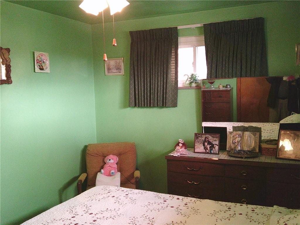 105 Magnolia Street Whitaker, PA 15120 - Photo 7 of 23