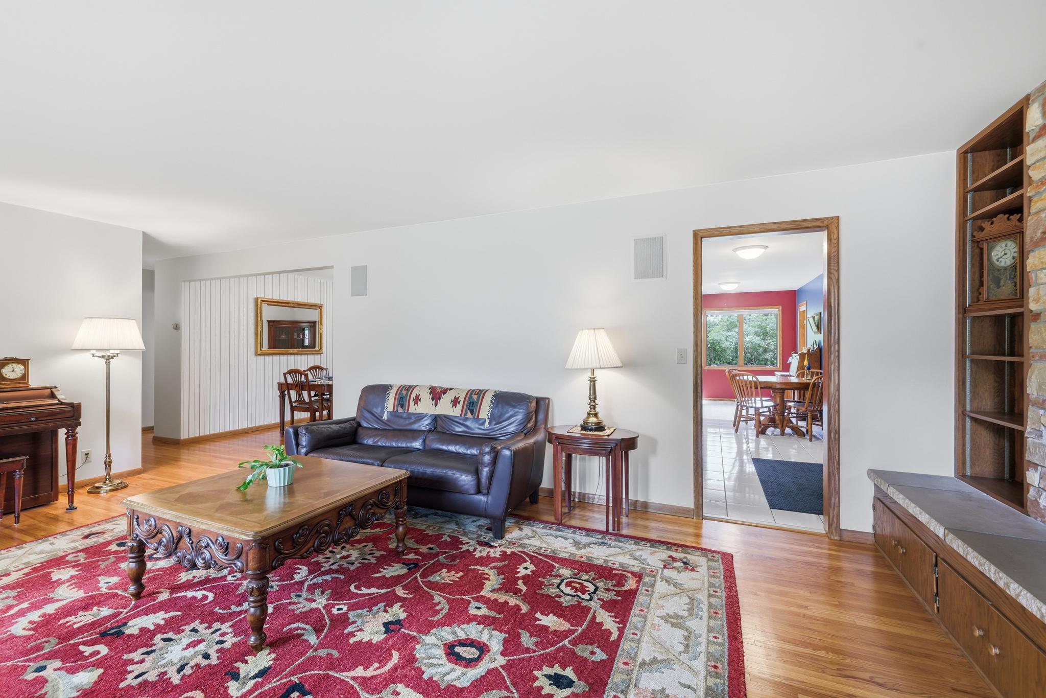 5356 Holiday Road Minnetonka, MN 55345 - Photo 6 of 43