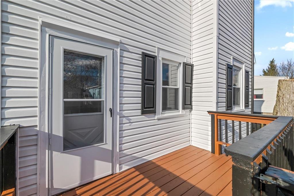 519 Lacock Street Rochester, PA 15074 - Photo 13 of 33 rear deck