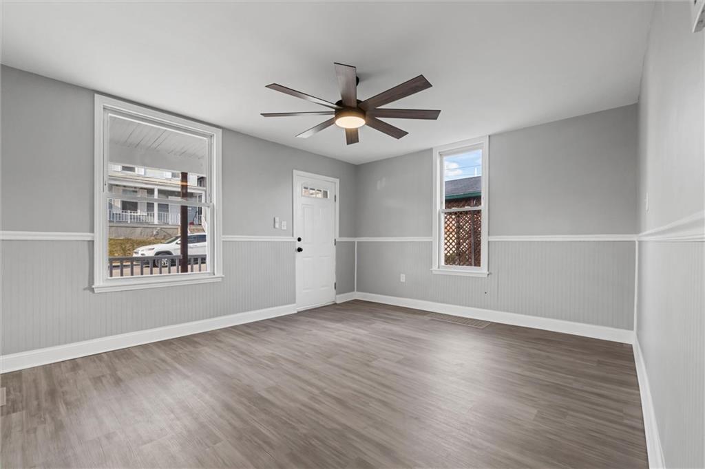 519 Lacock Street Rochester, PA 15074 - Photo 7 of 33