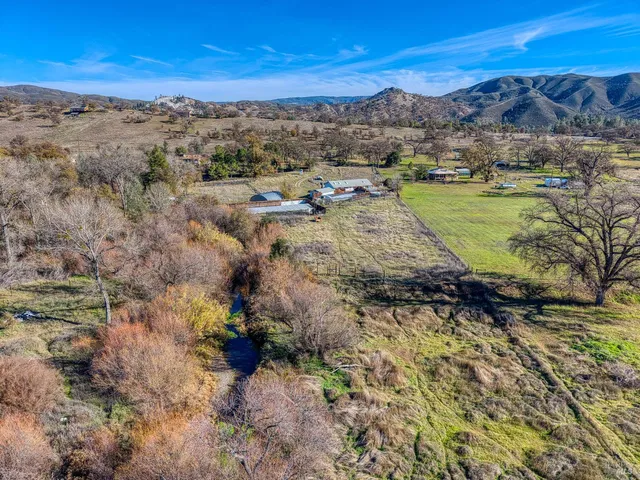 $489,000 | 1633 New Long Valley Road, Clearlake Oaks, CA 95423