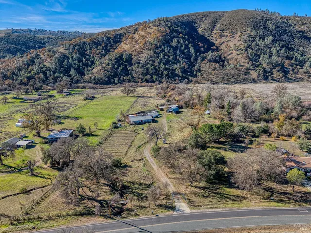 $489,000 | 1633 New Long Valley Road, Clearlake Oaks, CA 95423