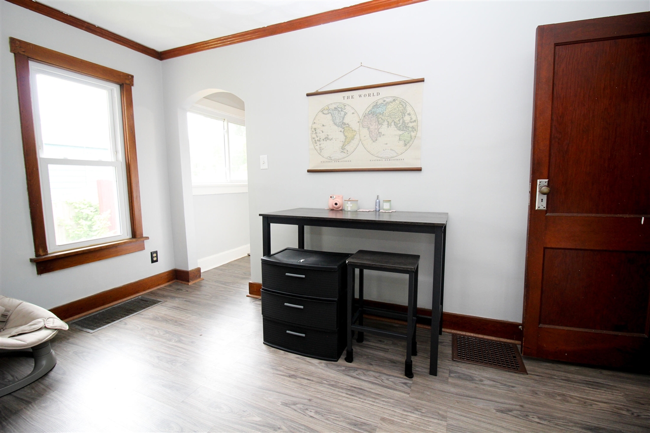 806 West Street Three Rivers, MI 49093 - Photo 9 of 28