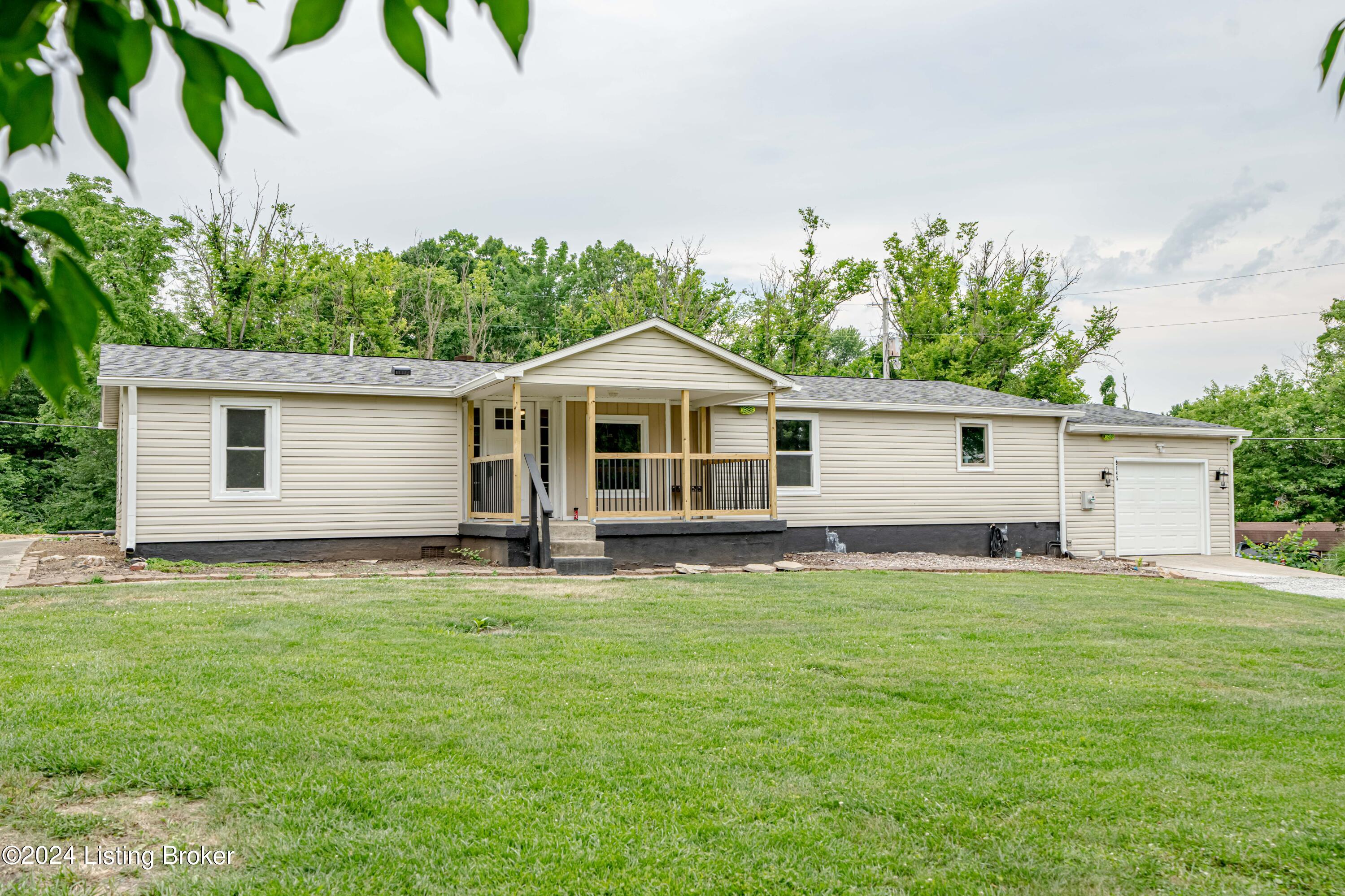 9145 Lagrange Road La Grange, KY 40031 - Photo 2 of 33 9145 Lagrange Rd