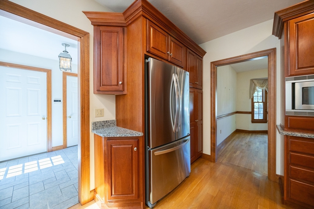 25 Andrews Farm Road Easton, MA 02356 - Photo 14 of 36 Gallery Image 14