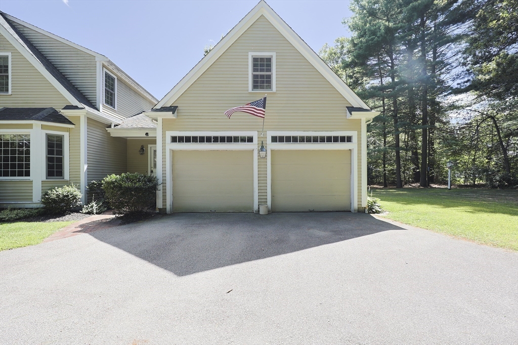 25 Andrews Farm Road Easton, MA 02356 - Photo 8 of 36 Gallery Image 8