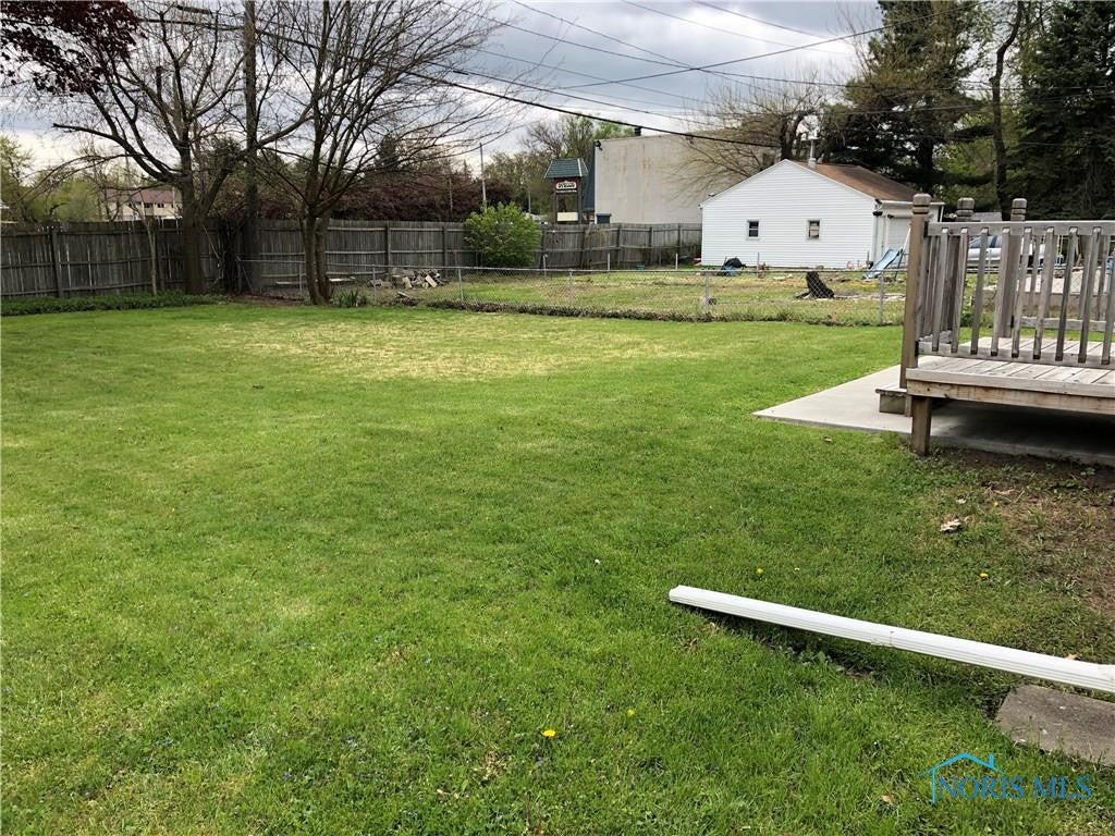 1027 Metcalf Road Toledo, OH 43615 - Photo 34 of 41 Photo 34
