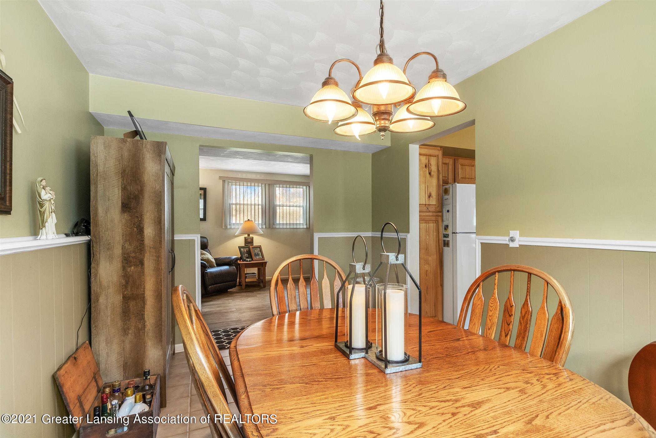 935 North Onondaga Road Holt, MI 48842 - Photo 13 of 51 13-935-N-Onodaga-Rd-WindowStill-Real-Est
