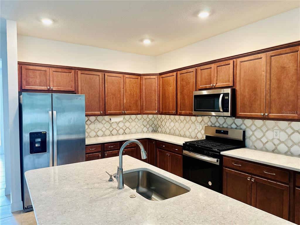 5806 Southwest 78th Ave Road Ocala, FL 34474 - Photo 4 of 10