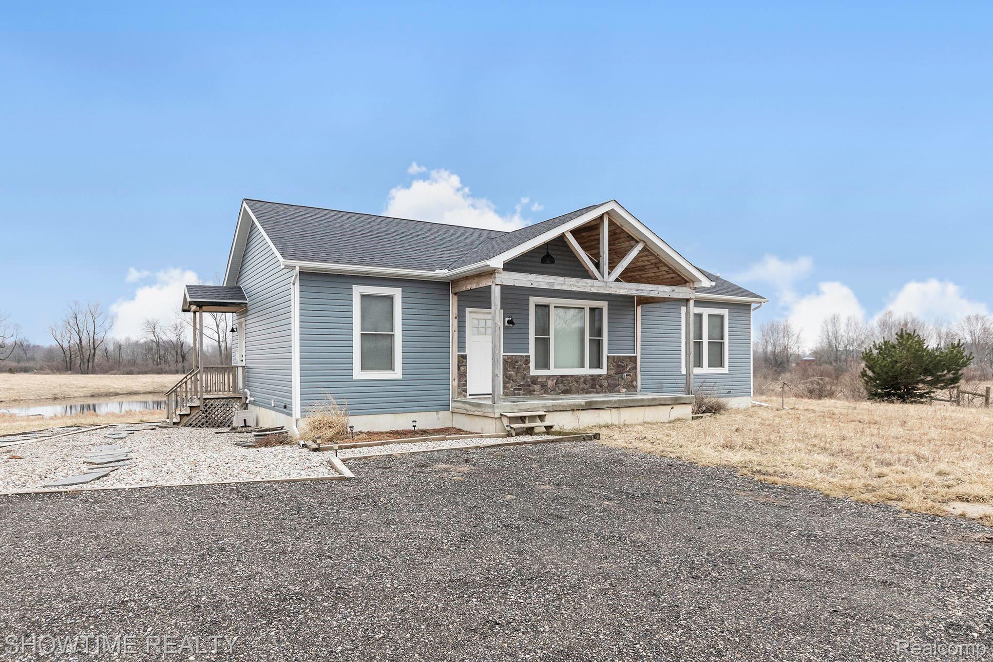 330 Wheeling Road Imlay City, MI 48444 - Photo 6 of 23 IMG_1027.jpg