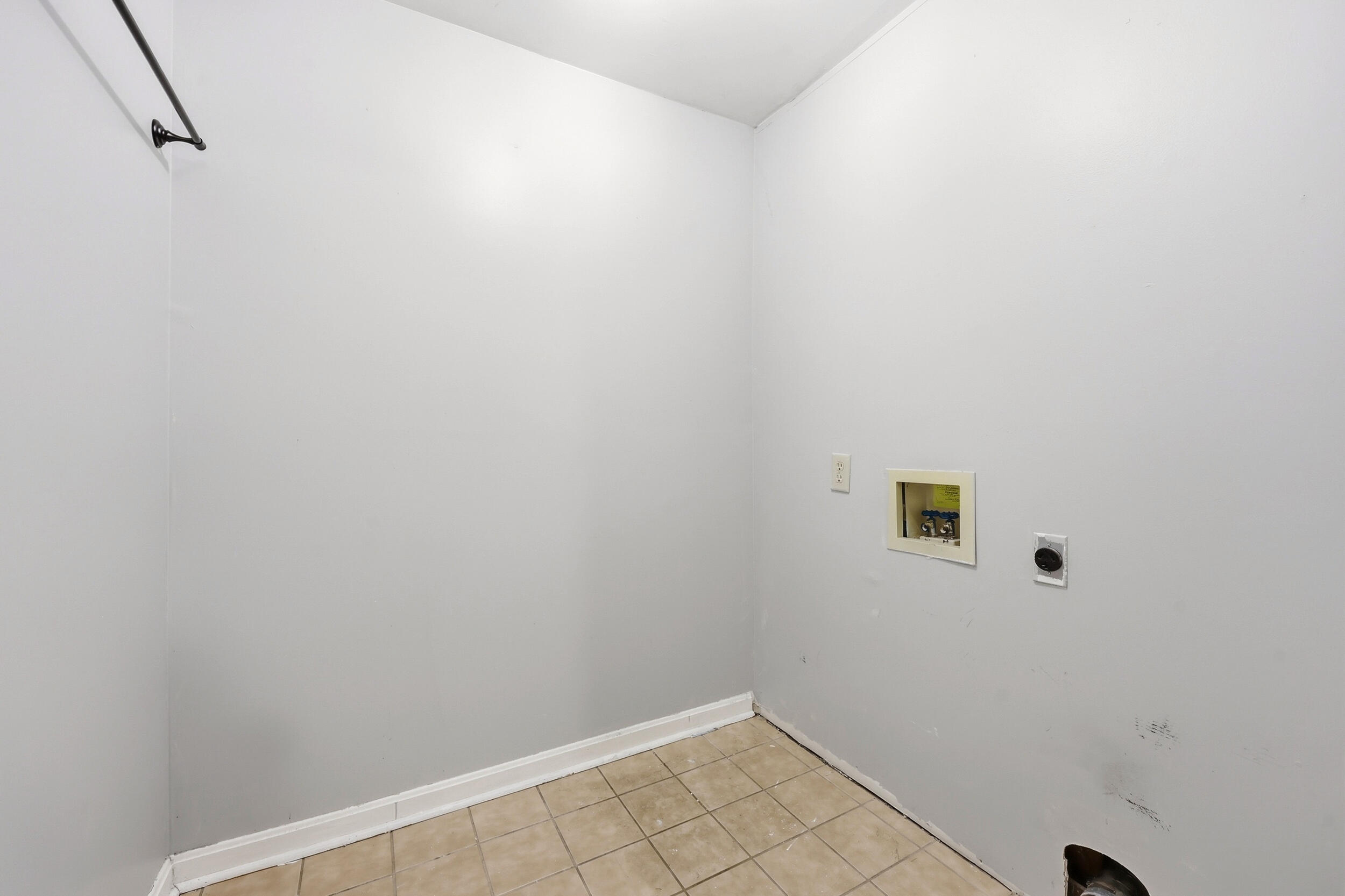 1122 Rockbridge Road Lexington, KY 40515 - Photo 30 of 40 img_6322