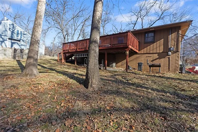 $257,900 | 2706 Maple Avenue, Leavenworth, KS 66048