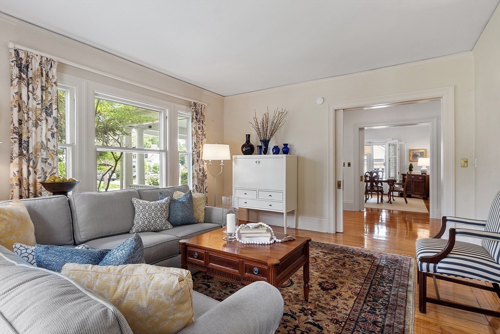 59 Elm Street Concord, MA 01742 - Photo 7 of 42