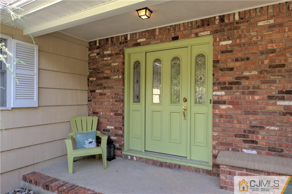 28 Academic Road East Brunswick, NJ 08816 - Photo 2 of 25 Gallery Image 2