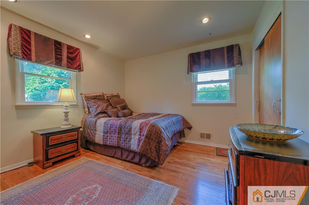 28 Academic Road East Brunswick, NJ 08816 - Photo 15 of 25 Gallery Image 15