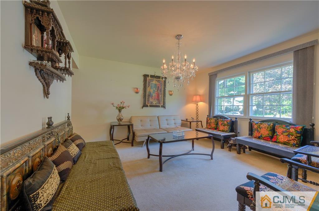 28 Academic Road East Brunswick, NJ 08816 - Photo 9 of 25 Gallery Image 9