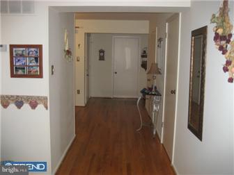 1702 Chippewa Ridge Ambler, PA 19002 - Photo 5 of 11 Gallery Image 5