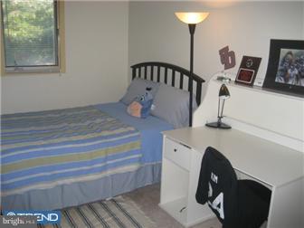 1702 Chippewa Ridge Ambler, PA 19002 - Photo 8 of 11 Gallery Image 8
