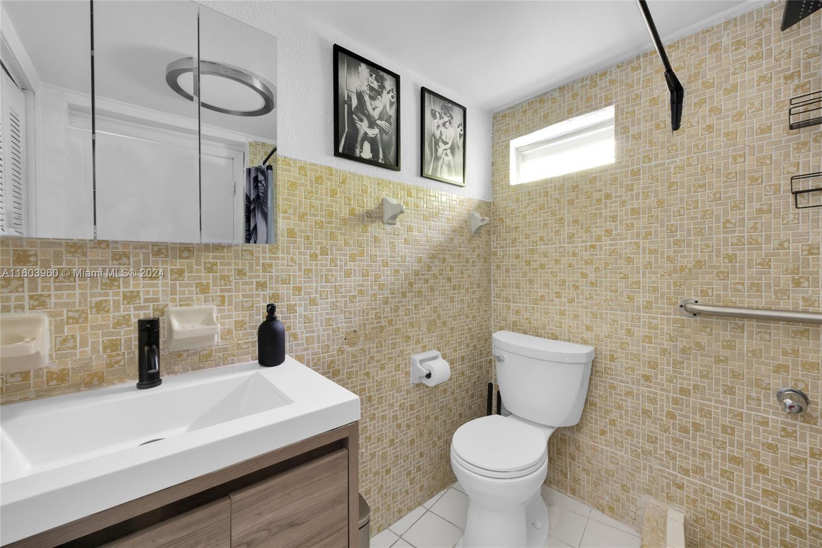 6335 Southwest 33rd Street Miami, FL 33155 - Photo 25 of 37 2nd bath off Family Room.