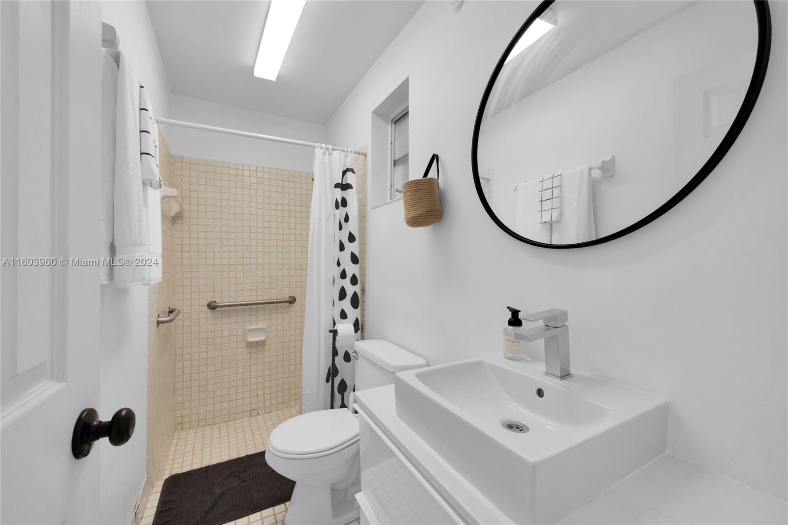 6335 Southwest 33rd Street Miami, FL 33155 - Photo 36 of 37 Guest House Bathroom.